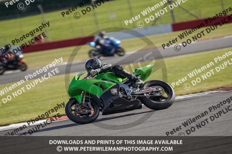 donington no limits trackday;donington park photographs;donington trackday photographs;no limits trackdays;peter wileman photography;trackday digital images;trackday photos